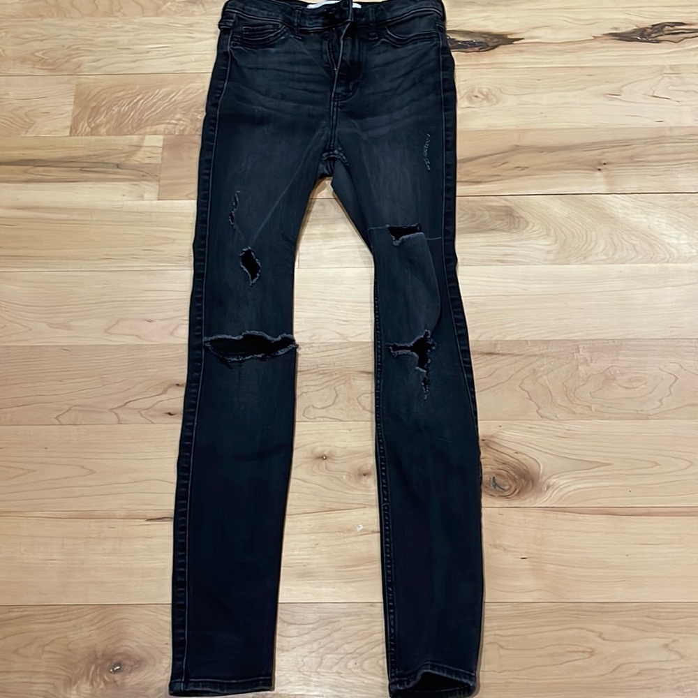 Black ripped jeans (high rise super skinny)